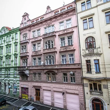 Vojtesska Apartment By Ruterra Prague
